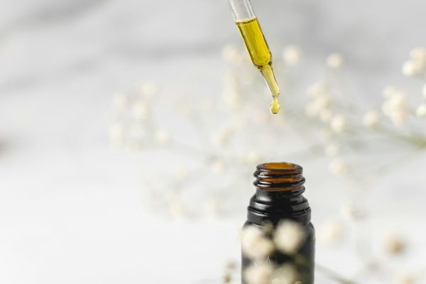Découvrez comment l'huile de batana transforme vos cheveux